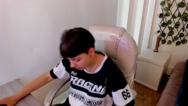 Nathaly ds online show from October 2025 08:10:01 PM