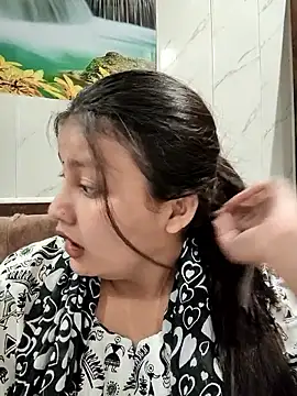 Snapshot of Dipali143143 chatting on June 2026 01:10:02 PM Dipali143143 online show from June 2026 01:10:02 PM