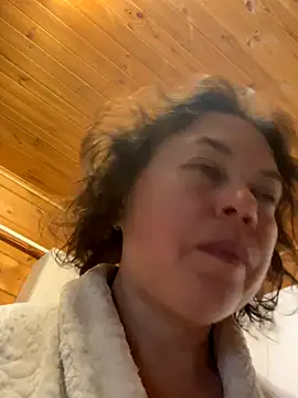 Kiravix online show from September 2025 04:45:01 PM