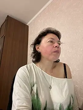 Kiravix online show from November 2025 08:02:01 AM