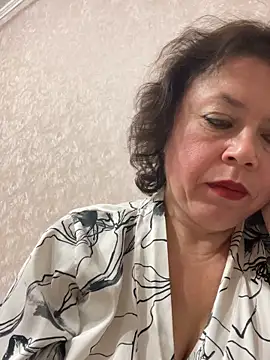 Kiravix online show from December 2025 07:45:02 PM