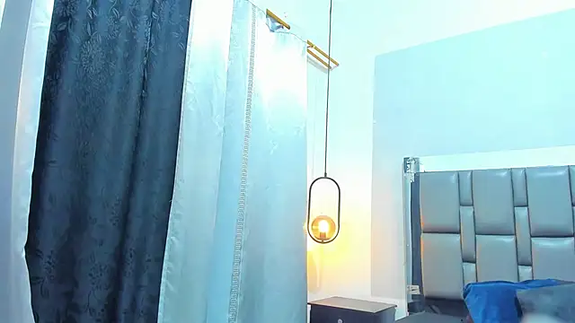 Snapshot of dakota_roussee chatting on March 2026 11:49:01 AM dakota roussee online show from March 2026 11:49:01 AM