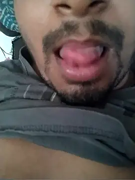 Rohit4500 online show from October 2025 03:29:02 AM