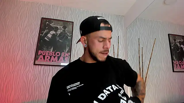 dylan jacobx online show from February 2026 11:04:02 PM