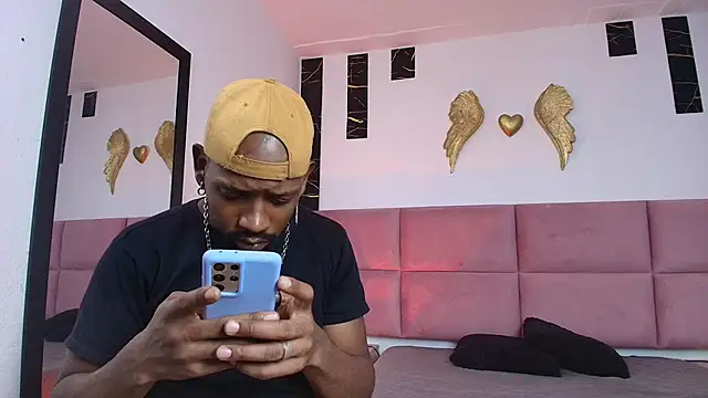 muller asher online show from October 2025 08:20:02 PM