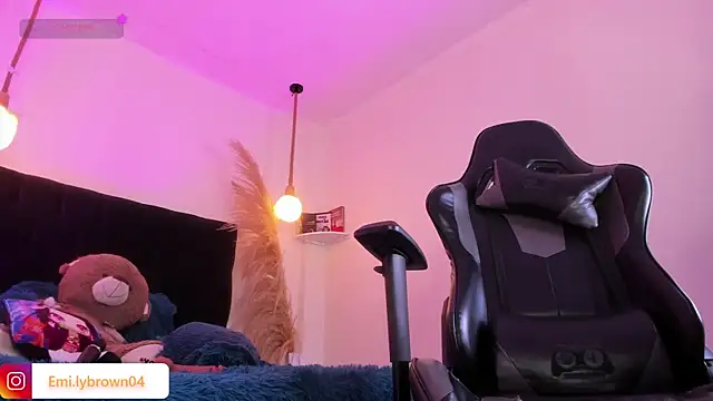 Emily brown04 online show from April 2026 07:15:02 PM