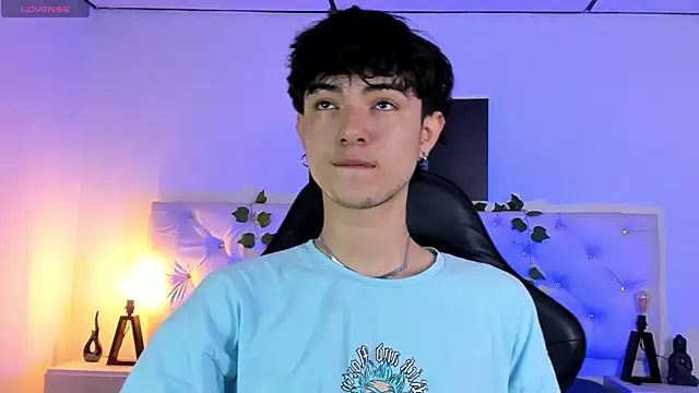 Elliot younngg online show from September 2025 02:31:02 PM