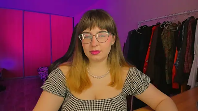 just fucked777 online show from April 2026 06:58:02 PM