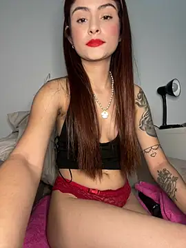 Snapshot of MarianaNinfa chatting on February 2026 03:49:02 AM MarianaNinfa online show from February 2026 03:49:02 AM