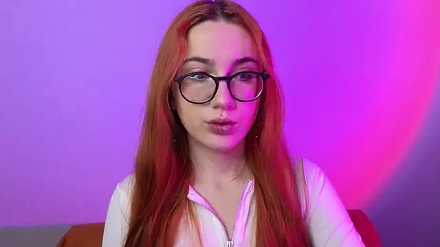 amber wink online show from November 2025 04:55:01 AM