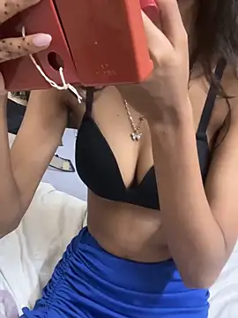 Snapshot of Desire_Zoya chatting on September 2025 07:59:01 PM Desire Zoya online show from September 2025 07:59:01 PM