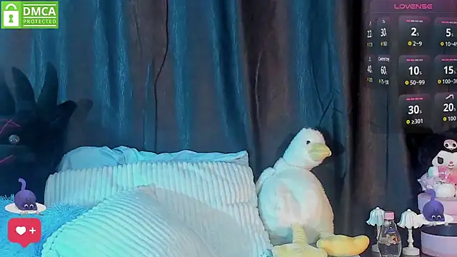 Bluedarkelf888 online show from October 2025 09:35:02 PM