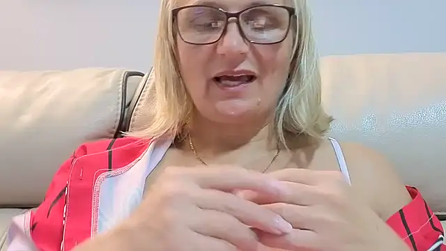 Velvet-Secrets online show from September 2025 09:09:02 PM