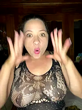 sabrossa online show from December 2025 03:57:01 AM