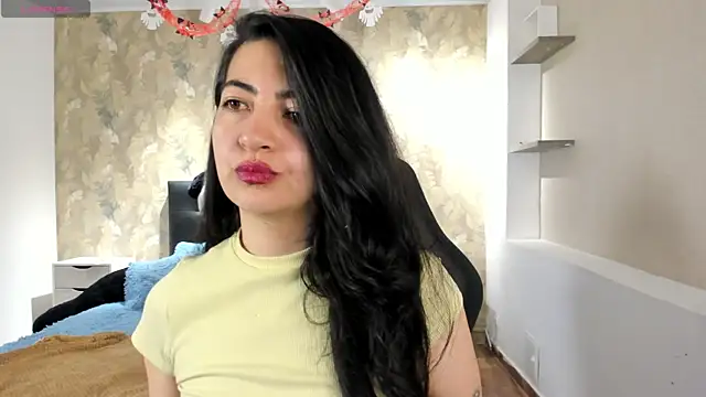 Snapshot of Saya_Amaretto1 chatting on October 2025 08:09:02 PM Saya Amaretto1 online show from October 2025 08:09:02 PM