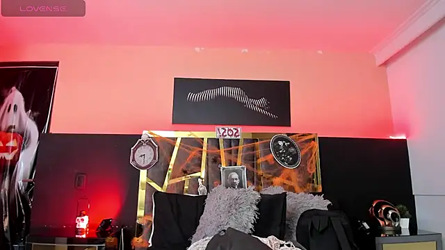 ScarletTorres online show from October 2025 06:51:01 PM