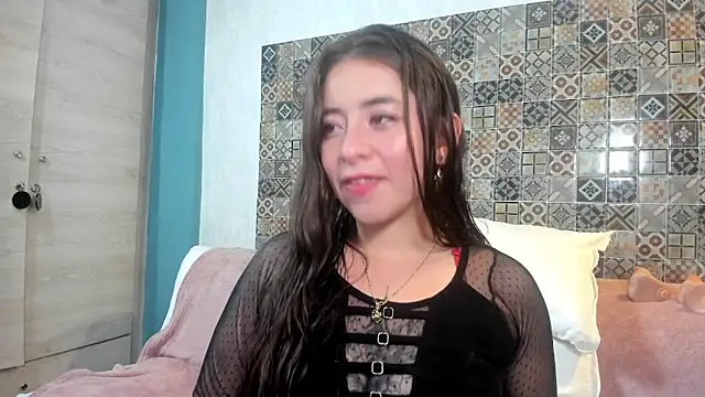 Keyla ruiz  online show from May 2026 07:08:02 PM