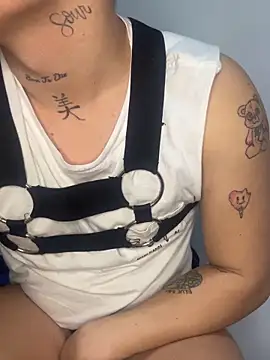 Kurtxxx22 online show from November 2025 01:16:01 AM