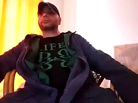 SmokedAlloy2 online show from February 2026 11:53:02 AM