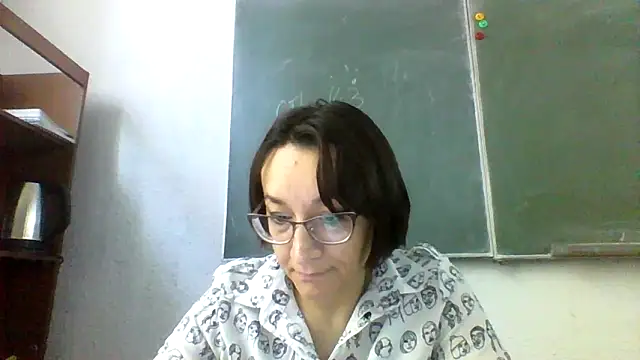 Snapshot of Moon_Janis chatting on September 2025 06:35:02 AM Moon Janis online show from September 2025 06:35:02 AM