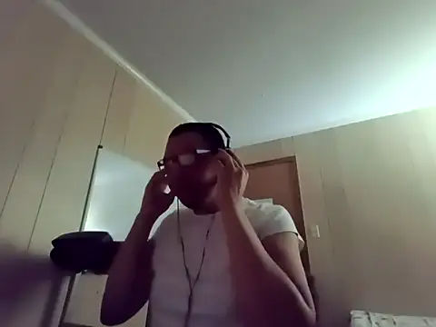 Snapshot of NaturalBeautyQueen chatting on September 2025 11:14:01 AM NaturalBeautyQueen online show from September 2025 11:14:01 AM