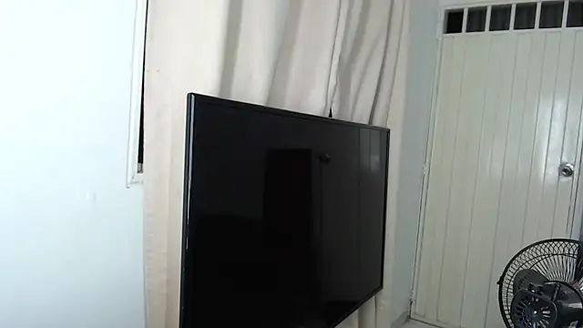 Alex mojica online show from October 2025 05:49:02 AM