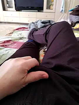 Snapshot of Mumuska chatting on October 2025 10:49:02 AM Mumuska online show from October 2025 10:49:02 AM