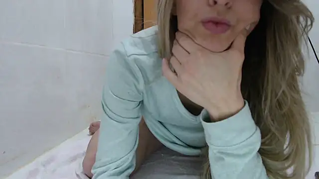 SweetGraciosa online show from September 2025 03:33:02 AM