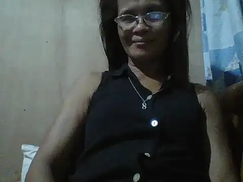 Kristen05 online show from October 2025 07:35:02 PM