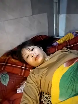 LinhNa999 online show from January 2026 12:21:01 PM