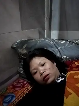 LinhNa999 online show from February 2026 01:06:01 PM