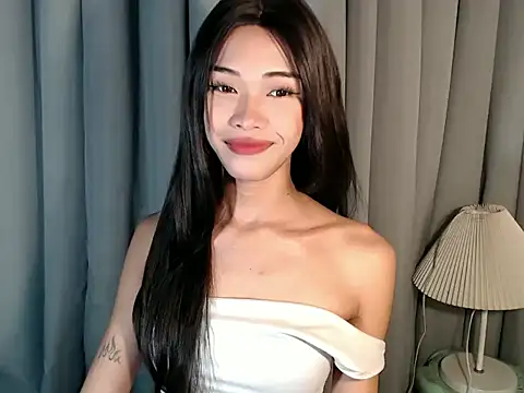 holyakiesha online show from March 2026 07:30:01 PM