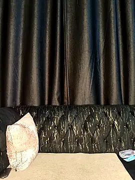 TinaFavourite online show from April 2026 01:01:02 AM