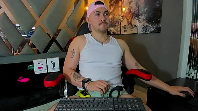 BrunoWalkerr online show from October 2025 01:09:02 PM