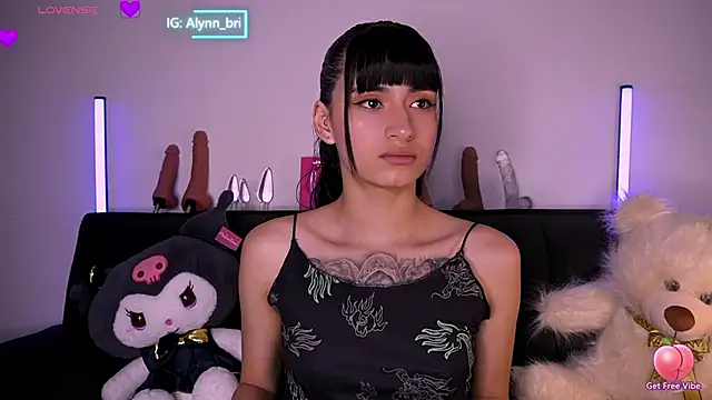 Alynn Bri  online show from March 2026 02:58:01 AM