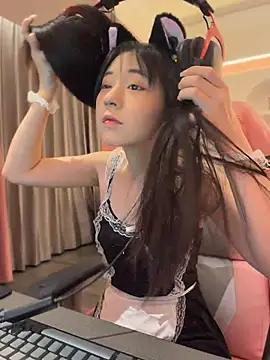 shishi0688 online show from July 2026 12:47:02 PM