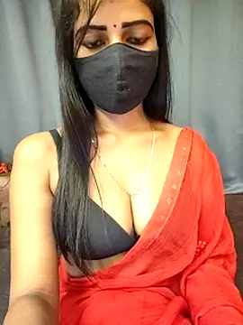 Misss-julli online show from February 2026 10:52:02 PM