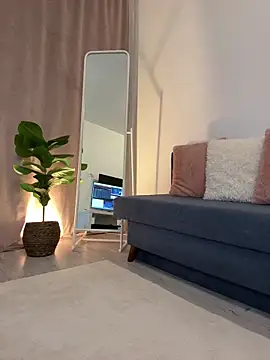 Sandra Jo online show from October 2025 07:23:02 AM