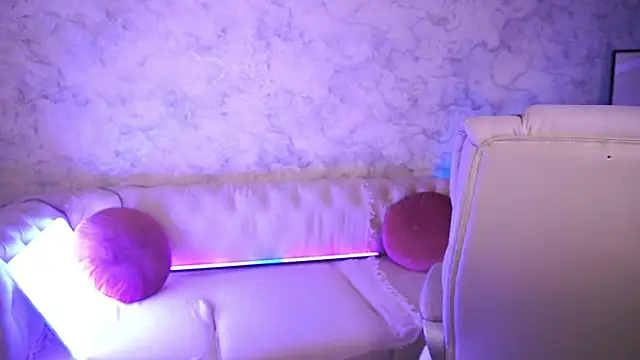 CurlyCandyXX online show from October 2025 02:02:01 PM