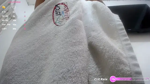 Foxy Lovex online show from October 2025 09:13:01 PM