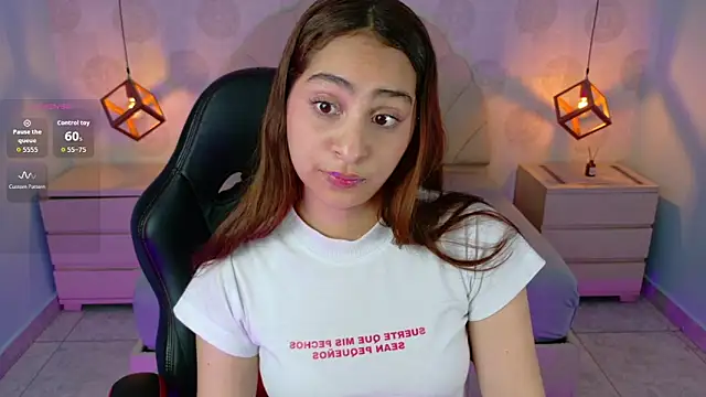 Snapshot of AIXATRISTA1 chatting on October 2025 07:45:01 PM AIXATRISTA1 online show from October 2025 07:45:01 PM