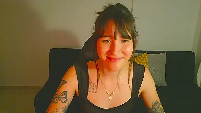 Yulienneg online show from March 2026 01:24:02 AM