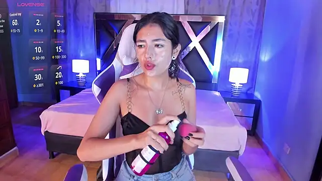 sweet-muse online show from October 2025 11:50:01 AM