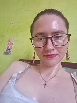 Linda Hot13 online show from September 2025 02:17:01 PM