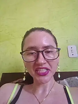 Linda Hot13 online show from September 2025 02:05:02 PM