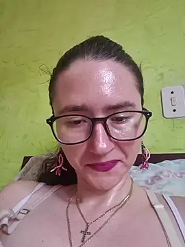 Linda Hot13 online show from October 2025 02:02:01 PM