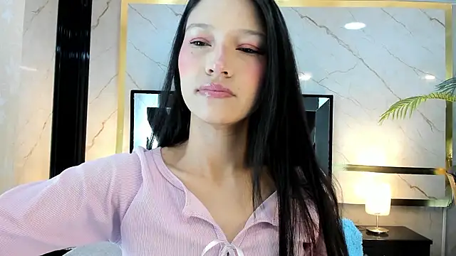 Sophie Calloway online show from February 2026 02:10:01 PM