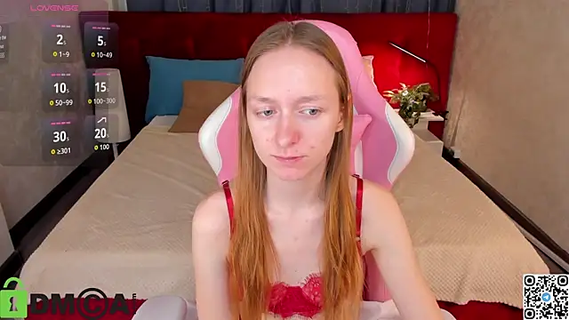 Mia E1fie online show from November 2025 12:02:01 AM