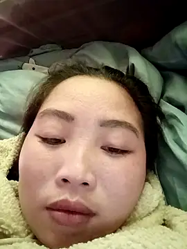 PhamPhung online show from November 2025 05:50:02 AM