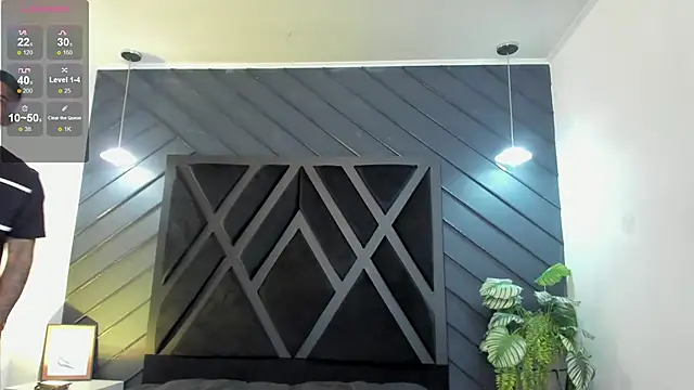 marco garciia  online show from November 2025 11:08:02 PM